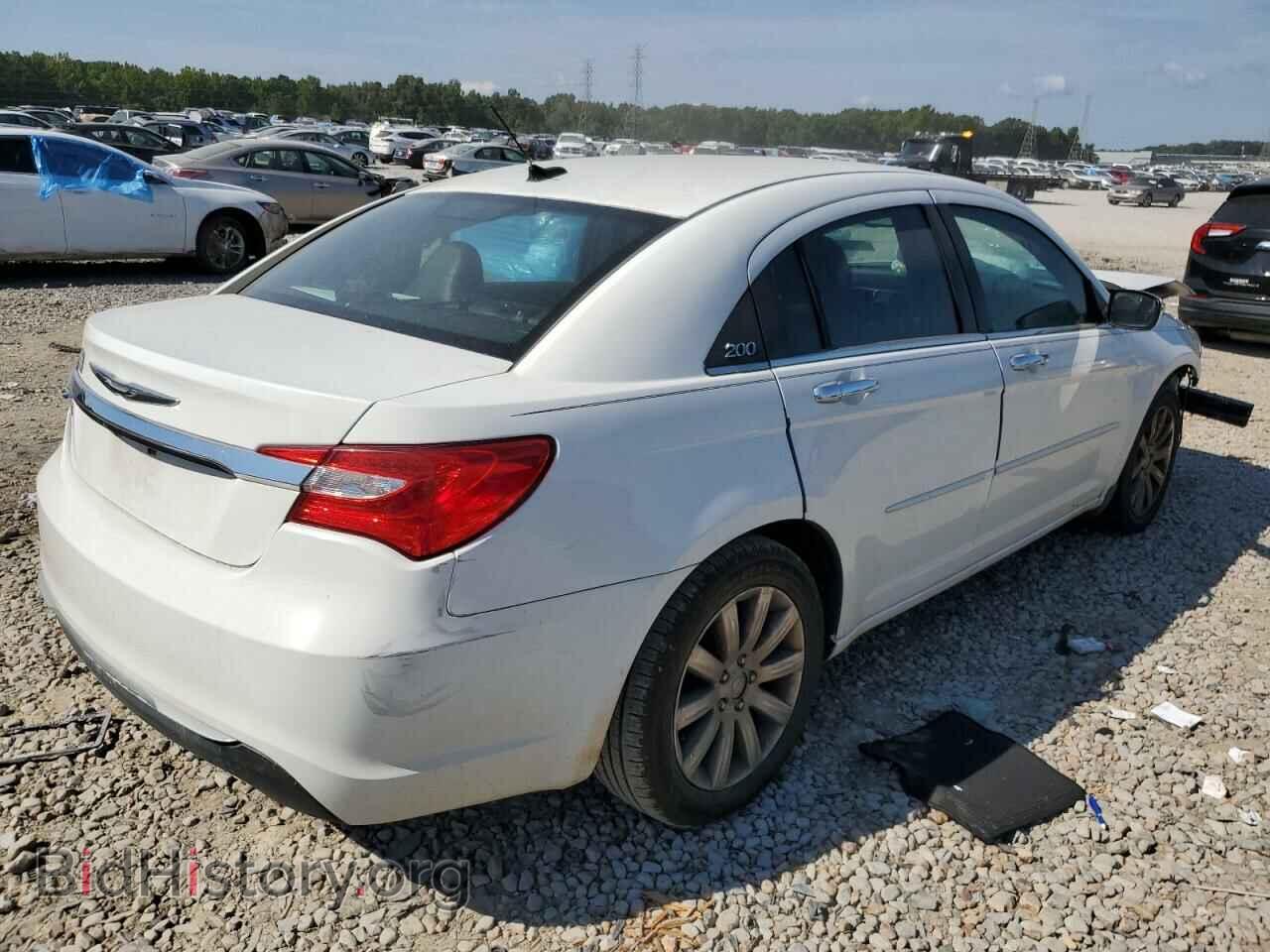 2013 CHRYSLER 200 - VIN: 1C3CCBCG5DN607663 - Фото 3