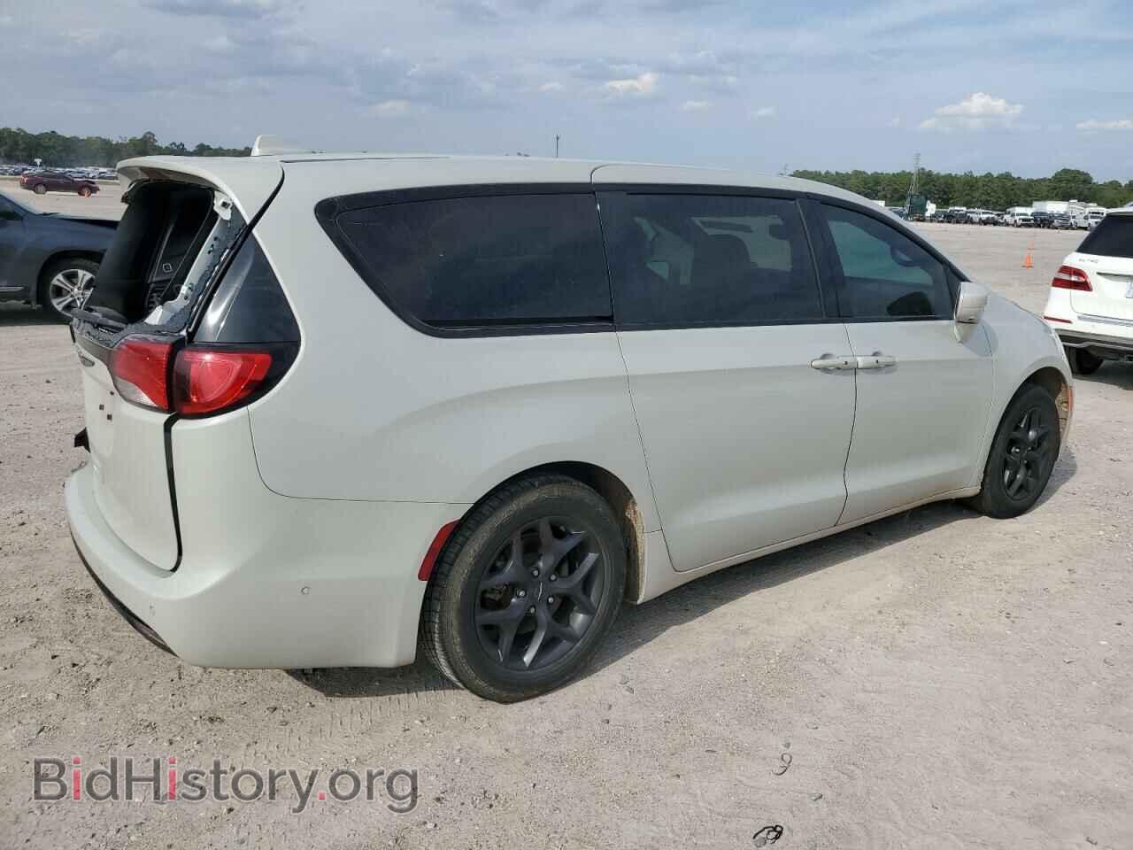 2020 CHRYSLER PACIFICA - VIN: 2C4RC1FG4LR234435 - Фото 3