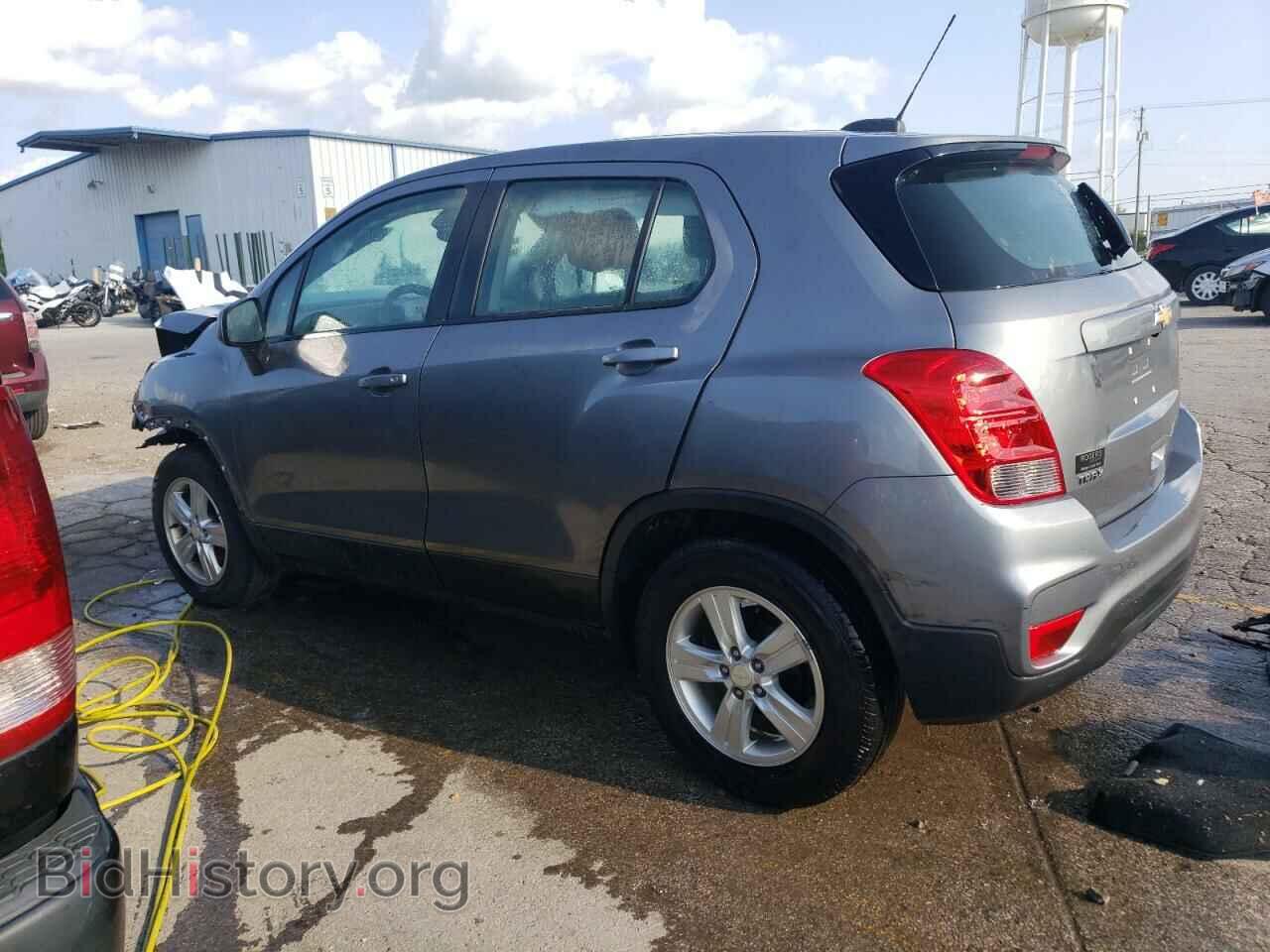 2020 CHEVROLET TRAX - VIN: 3GNCJKSB0LL157207 - Фото 2