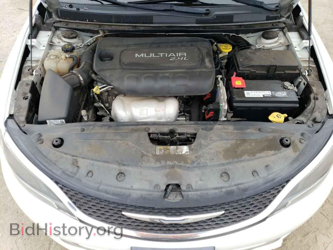 2015 CHRYSLER 200 - VIN: 1C3CCCAB6FN749066 - Фото 11