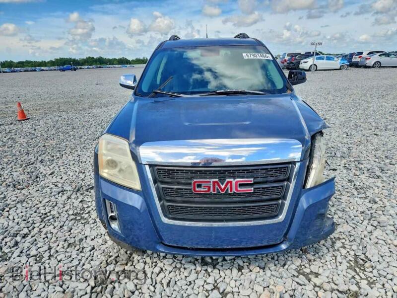 2010 GMC TERRAIN (VIN 2CTALDEW5A6311680) — photo 5 of 14