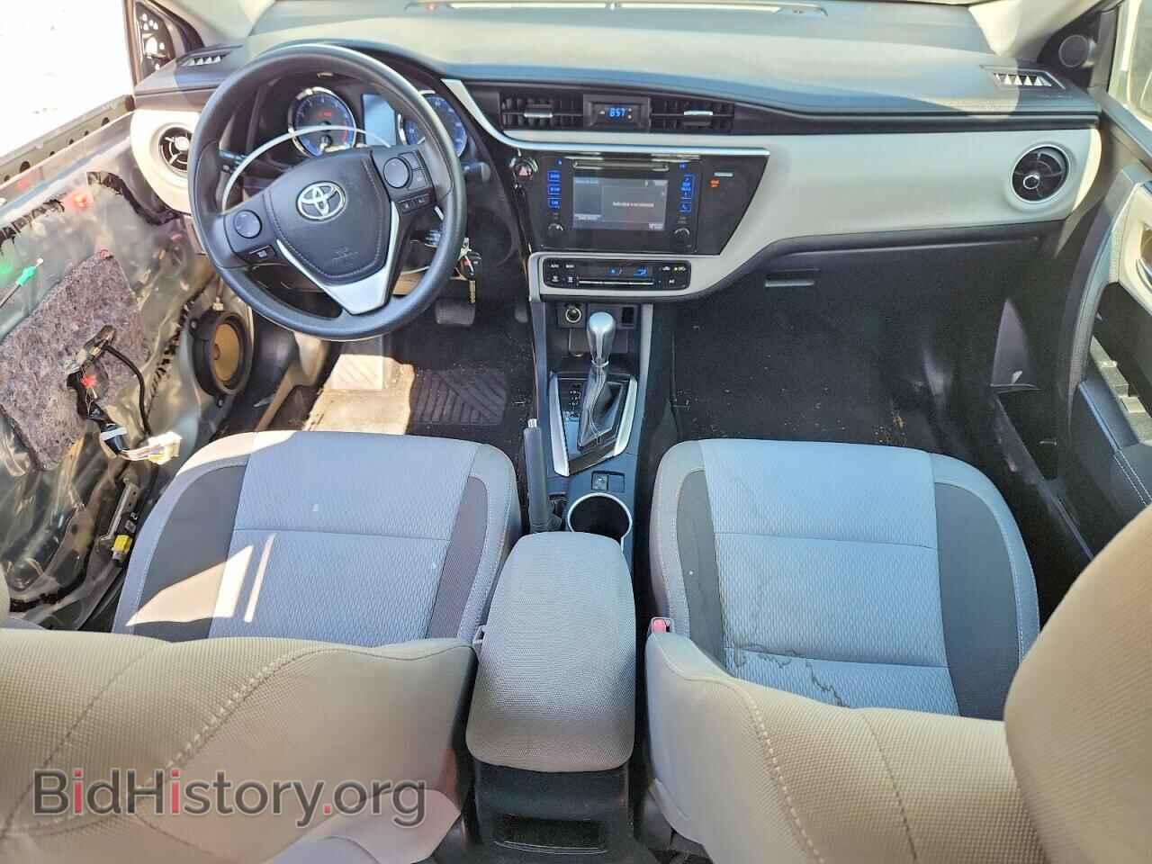 2017 TOYOTA COROLLA - VIN: 2T1BURHE4HC803350 - Фото 8