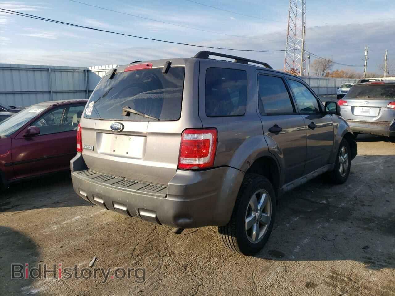 2009 FORD ESCAPE - VIN: 1FMCU03799KC85899 - Фото 4