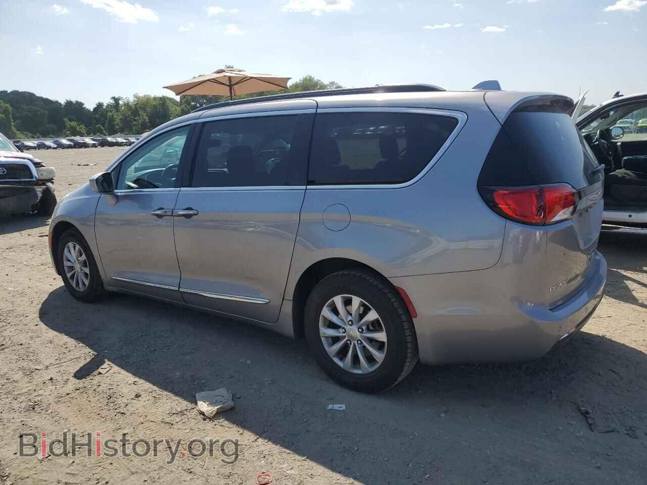2017 CHRYSLER PACIFICA - VIN: 2C4RC1BG8HR730285 - Фото 2
