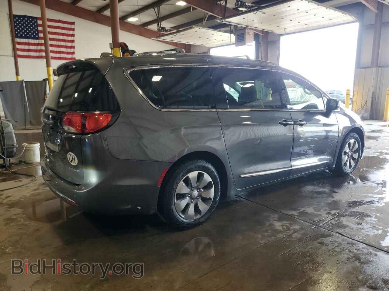 2018 CHRYSLER PACIFICA - VIN: 2C4RC1N79JR139674 - Фото 3
