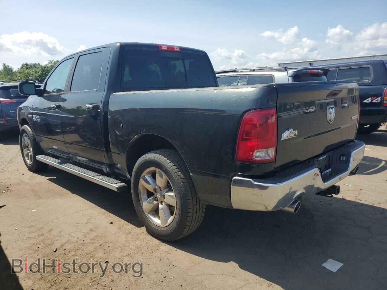 2016 RAM 1500 - VIN: 3C6RR7LT1GG301921 - Фото 2