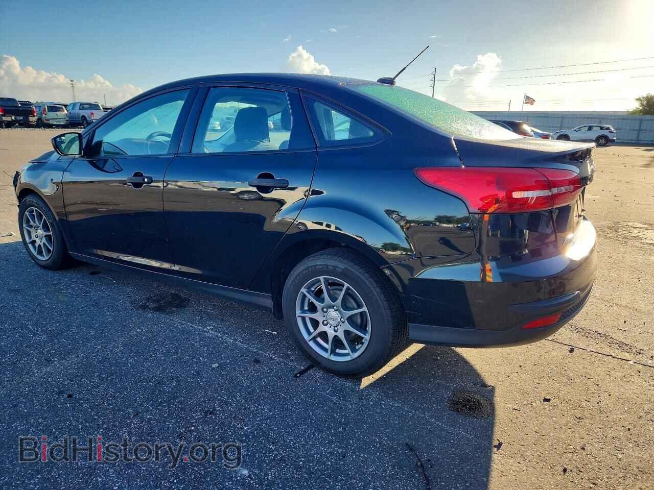 2017 FORD FOCUS - VIN: 1FADP3E21HL252025 - Photo 2