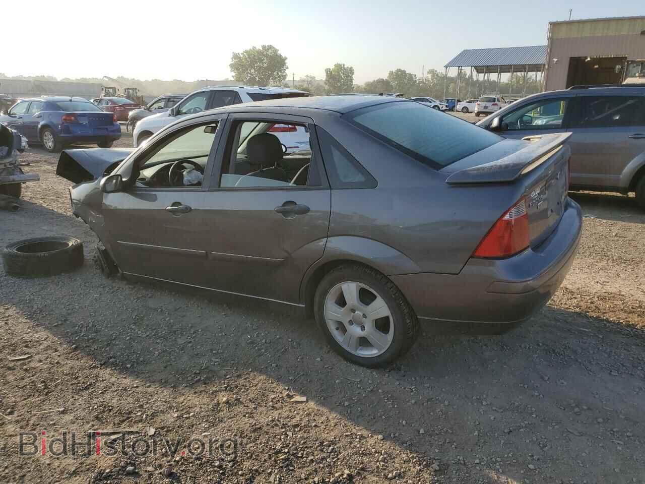 2007 FORD FOCUS - VIN: 1FAFP34NX7W122116 - Фото 2