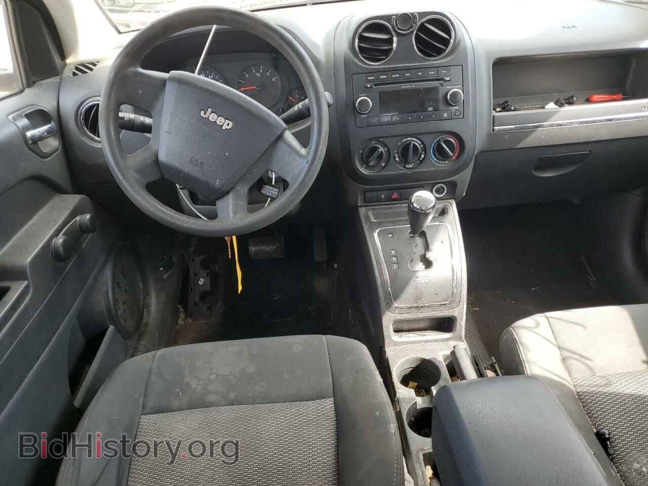 2009 JEEP COMPASS - VIN: 1J4FT47B09D189524 - Фото 8