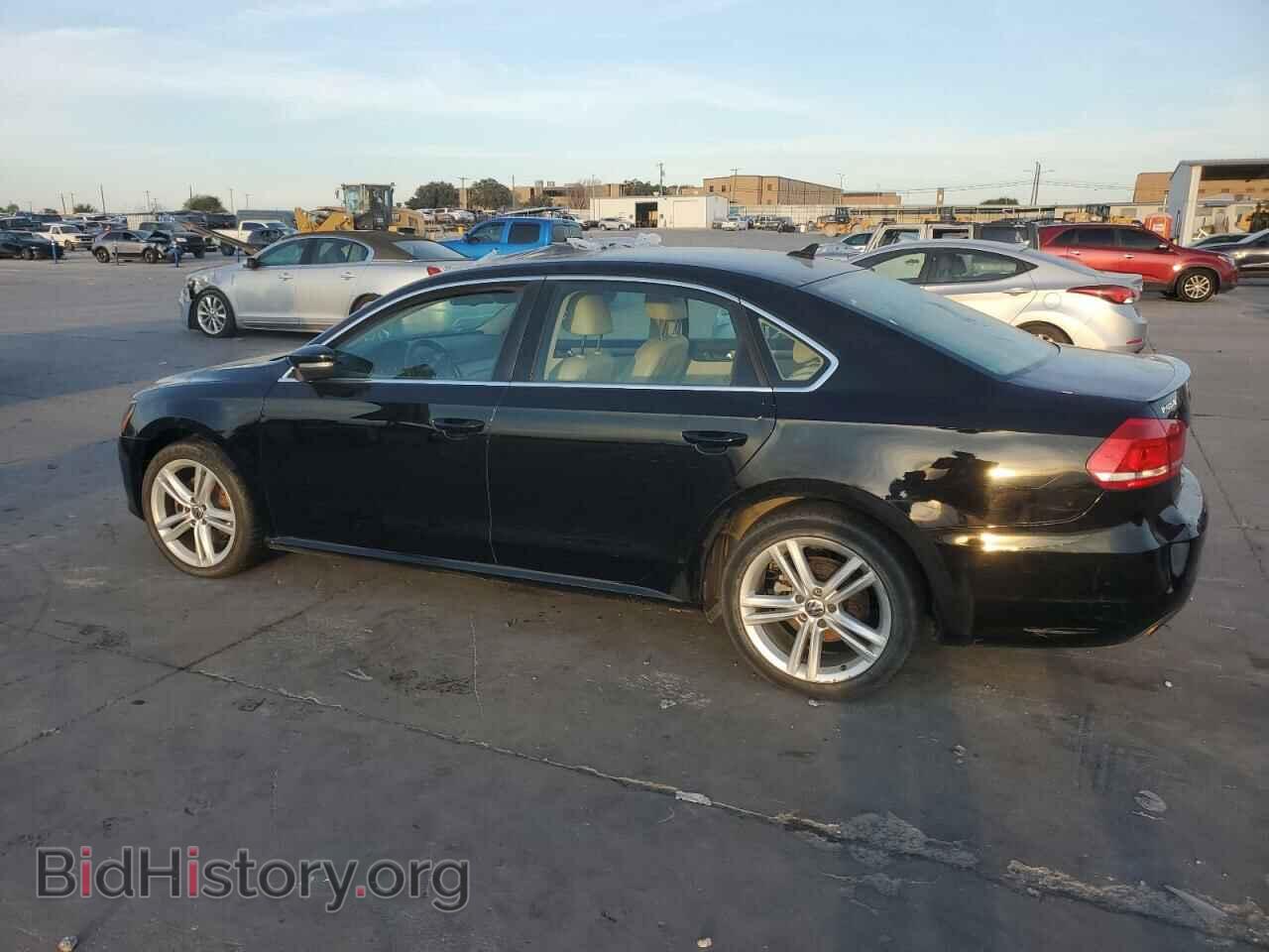 2014 VOLKSWAGEN PASSAT - VIN: 1VWBS7A32EC060076 - Фото 2