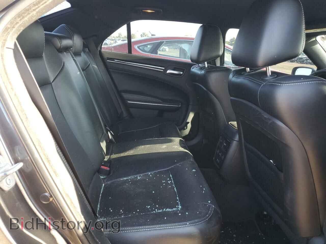 2017 CHRYSLER 300 - VIN: 2C3CCAGG2HH534951 - Фото 10