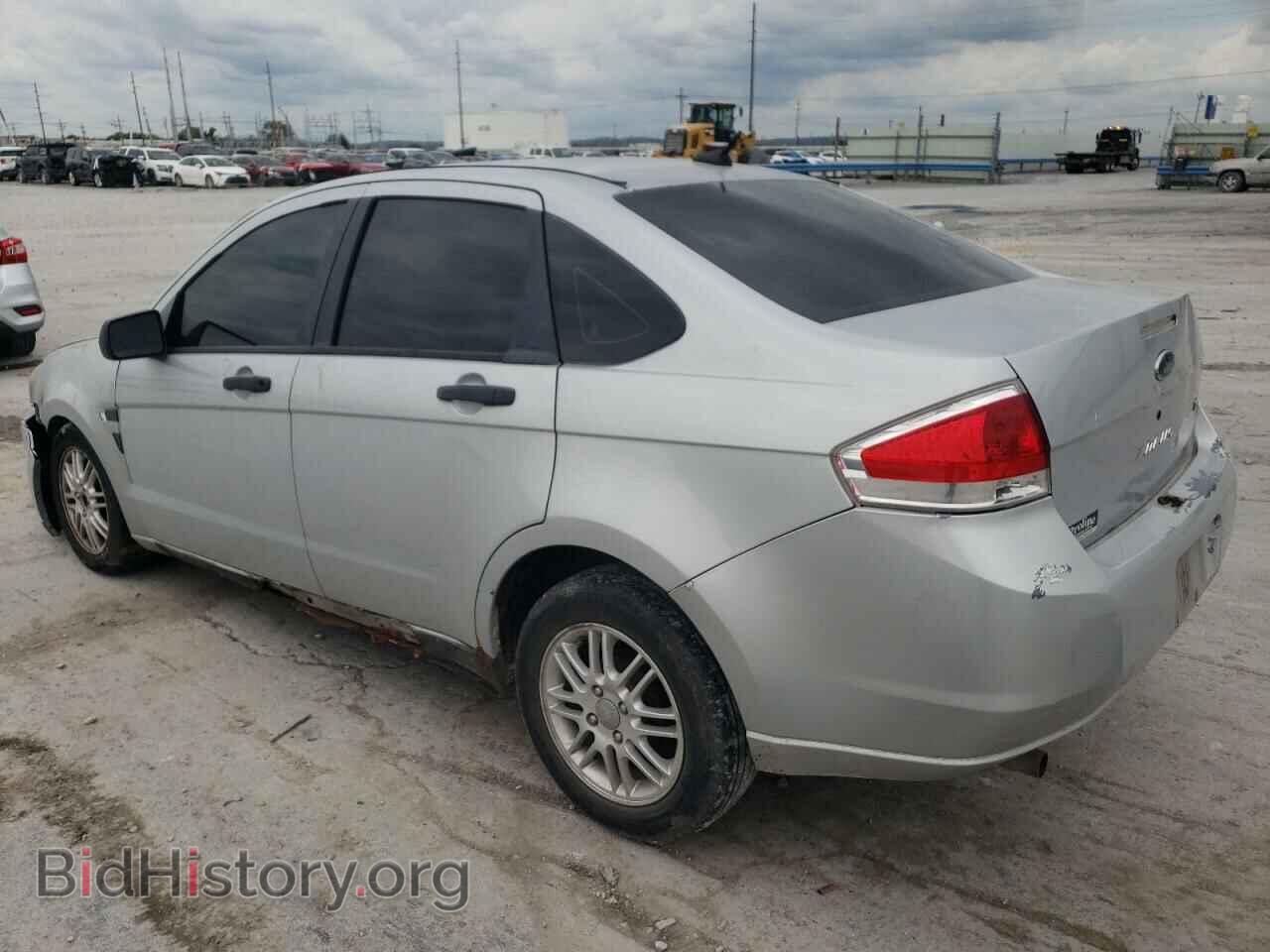 2008 FORD FOCUS - VIN: 1FAHP35N28W241187 - Фото 2