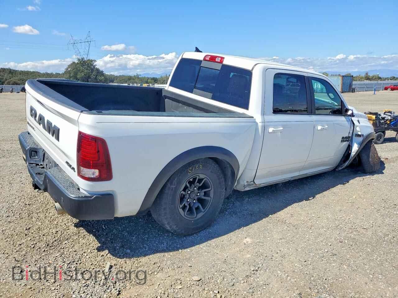 2018 RAM 1500 - VIN: 1C6RR7YT8JS236011 - Фото 3