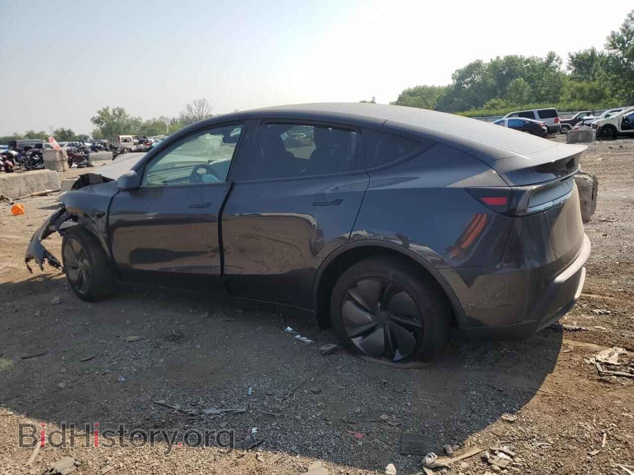 2026 TESLA MODEL Y - VIN: 7SAYGDEE2TF332590 - Фото 2