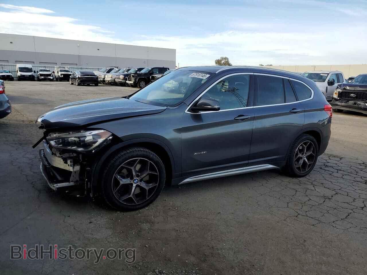 Фотография WBXHT3C3XG5E51280 - BMW X1 2016