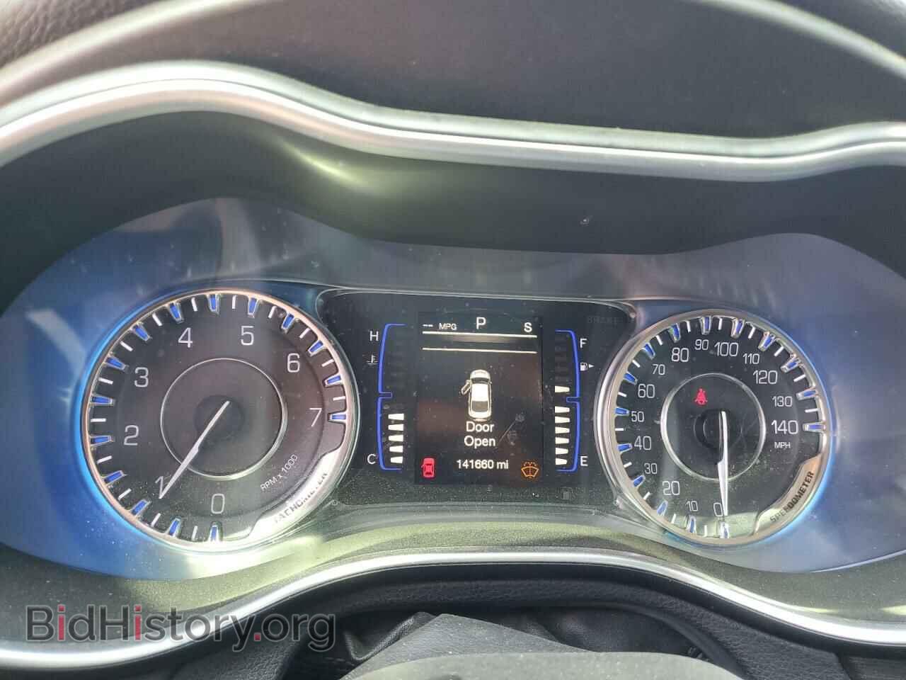 2016 CHRYSLER 200 - VIN: 1C3CCCAG8GN104545 - Фото 9