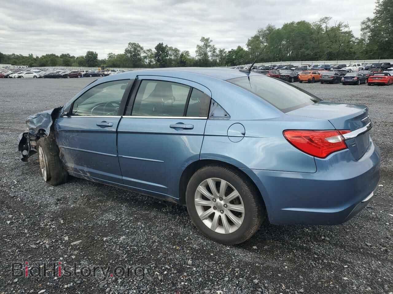 2011 CHRYSLER 200 - VIN: 1C3BC1FG0BN538475 - Фото 2
