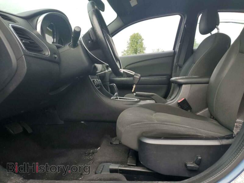 2011 Chrysler 200 (VIN 1C3BC1FG0BN538475) — фото 7 из 12
