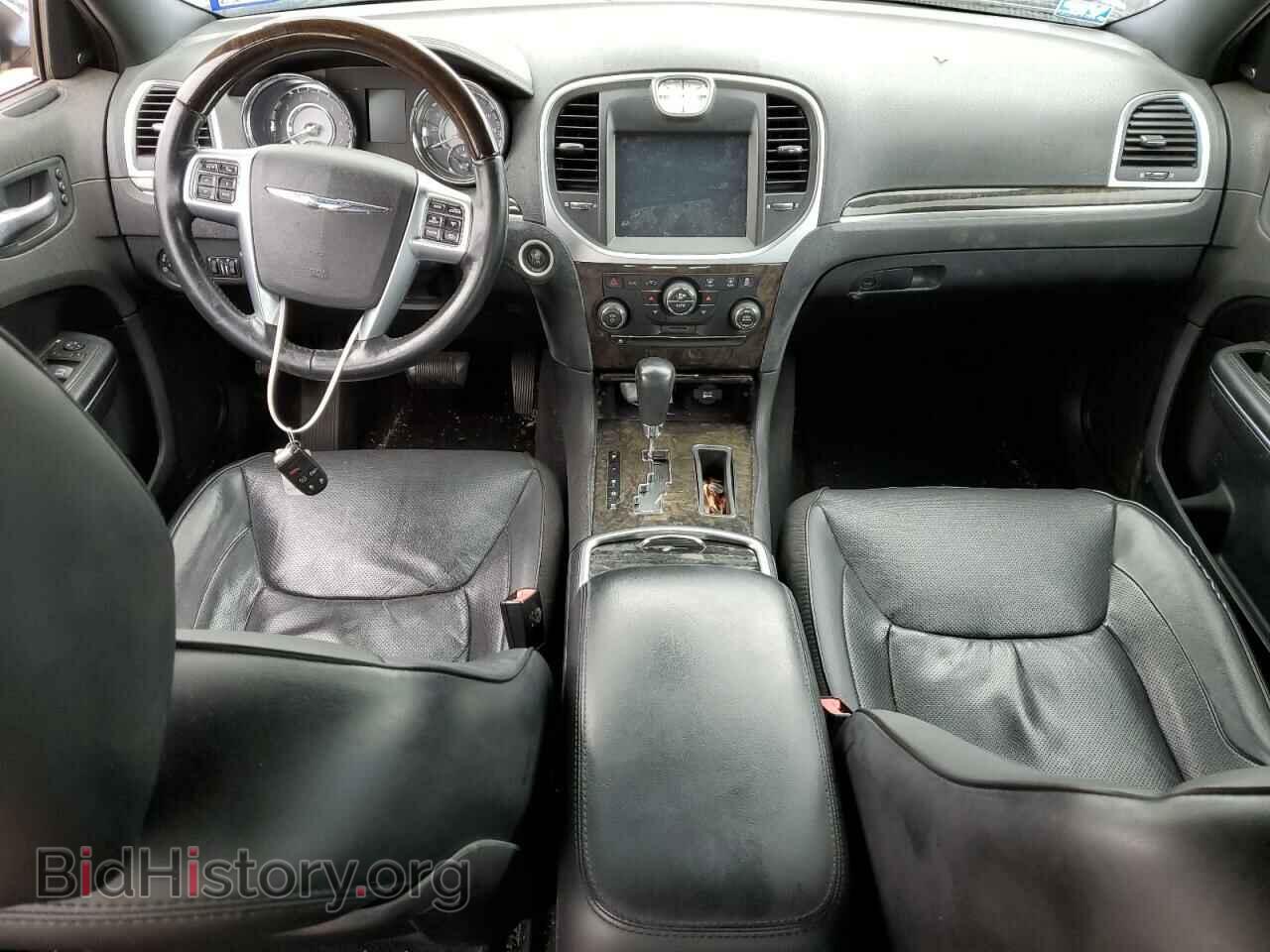2011 CHRYSLER 300 - VIN: 2C3CA6CT7BH598657 - Фото 8