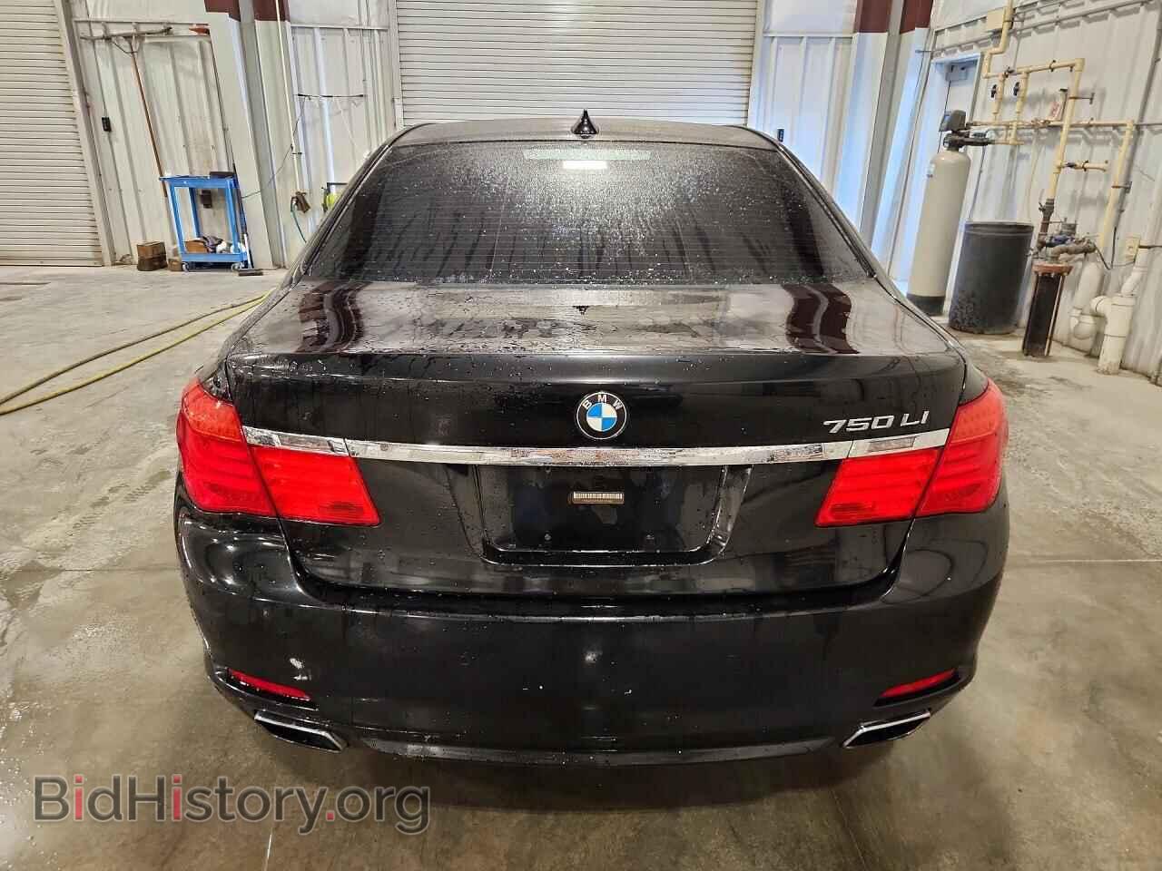 2011 BMW 7 SERIES - VIN: WBAKC8C55BC433883 - Photo 6
