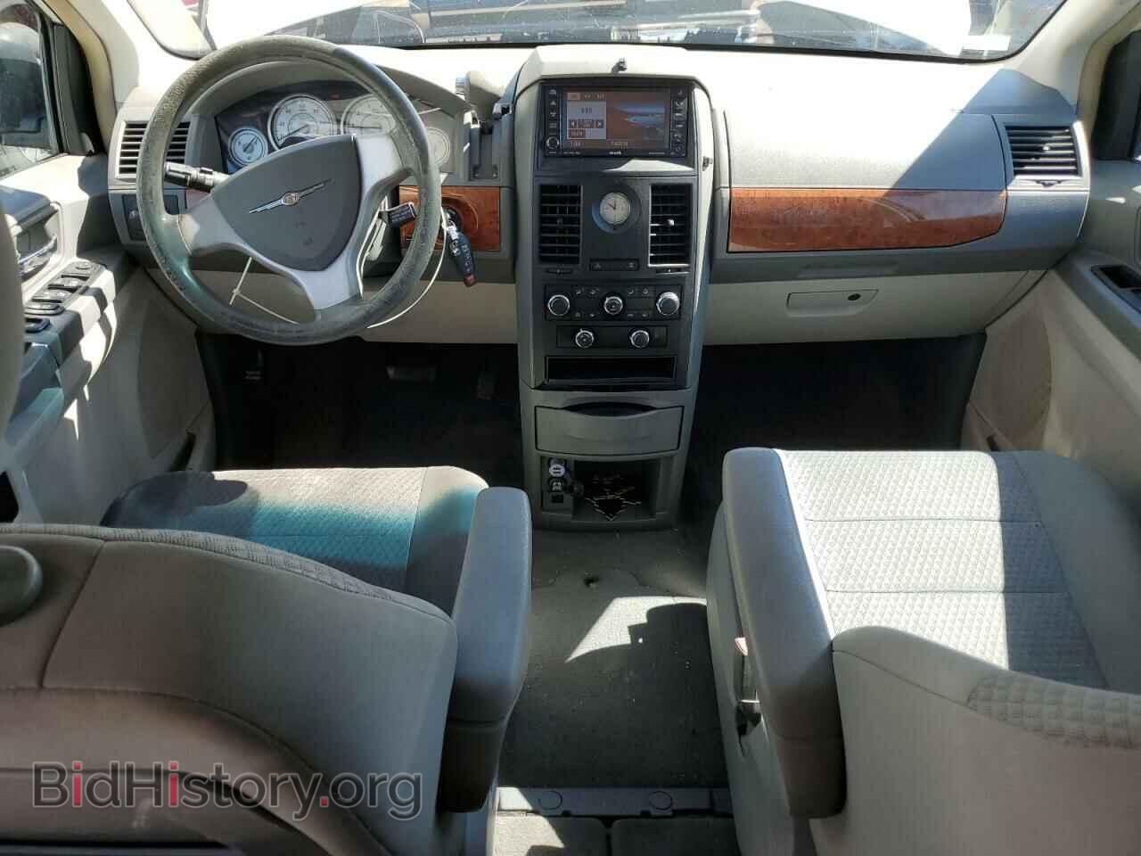 2008 CHRYSLER MINIVAN - VIN: 2A8HR44H08R781922 - Фото 8