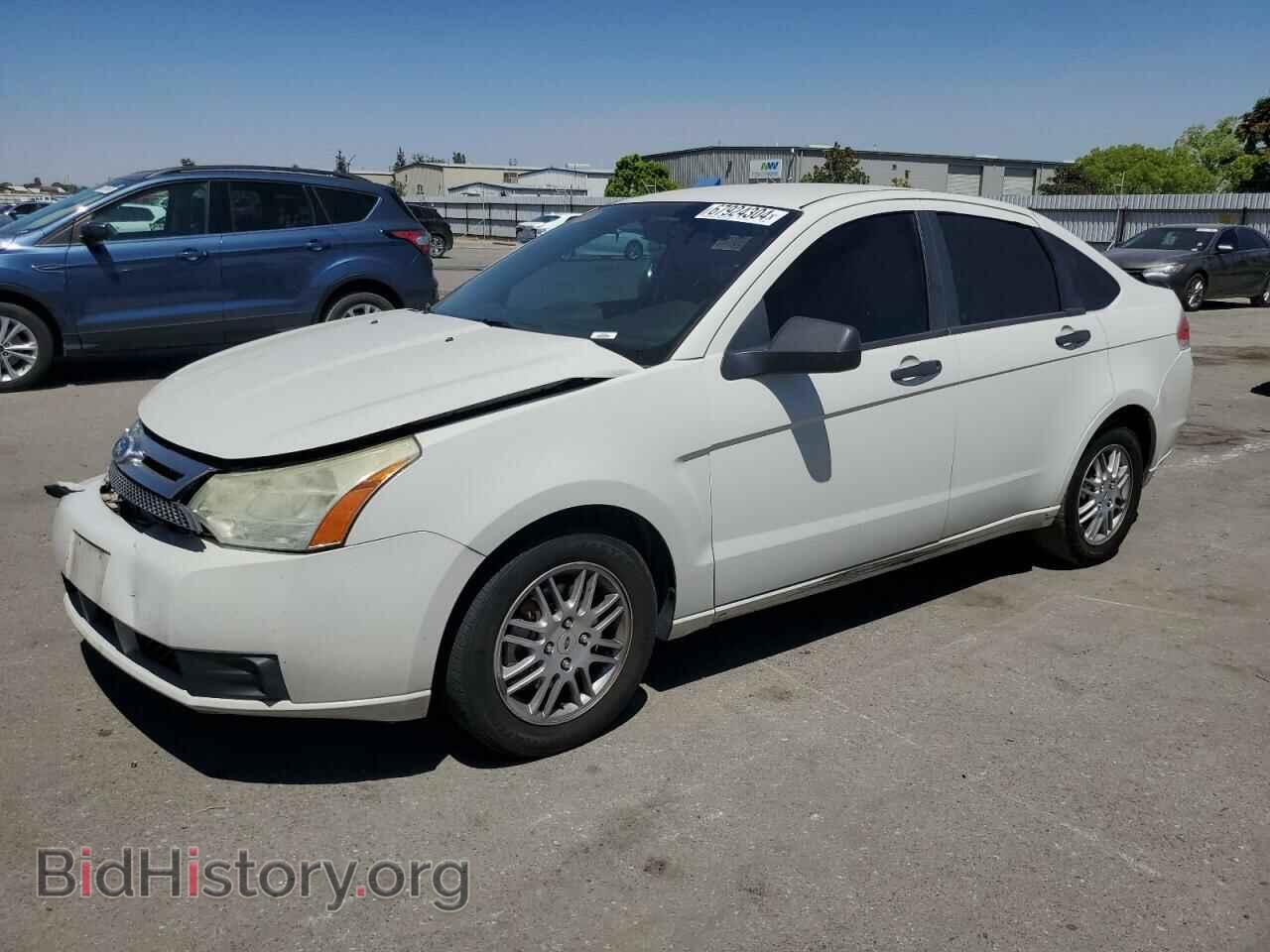 Photo 1FAHP3FN1AW296802 - FORD FOCUS 2010