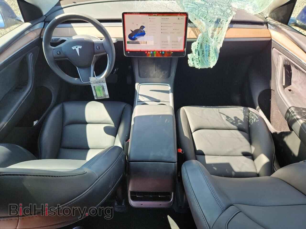 2025 TESLA MODEL Y - VIN: 7SAYGDEDXSF232565 - Photo 8
