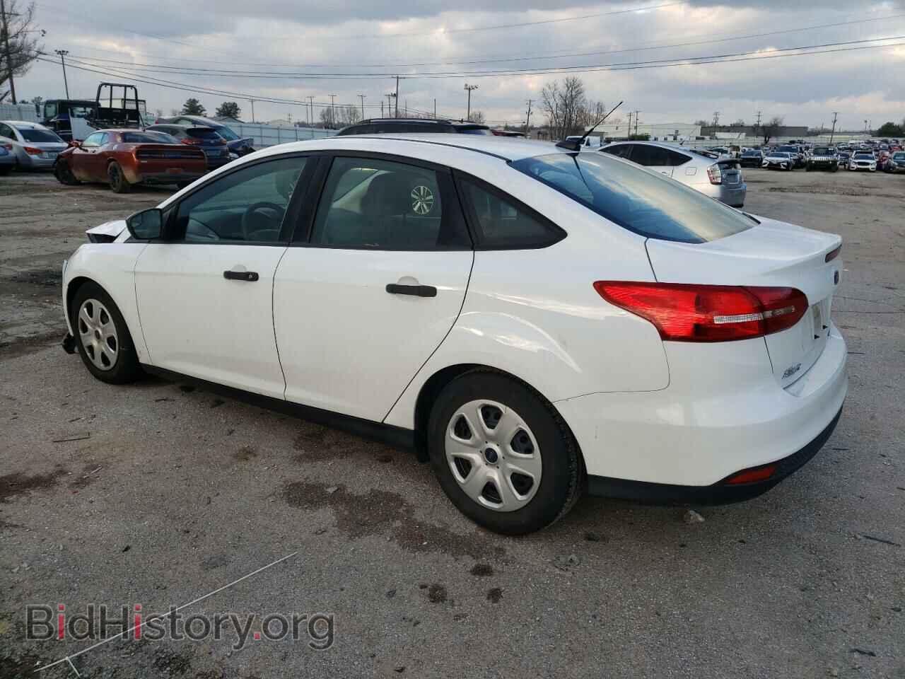 2016 FORD FOCUS - VIN: 1FADP3E27GL251492 - Фото 2