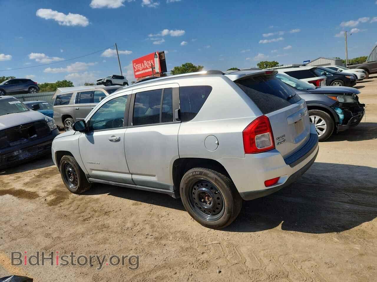 2011 JEEP COMPASS - VIN: 1J4NF1FB5BD283388 - Photo 2
