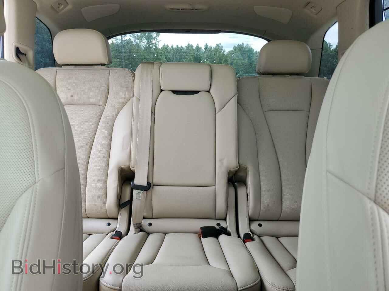 2018 AUDI Q7 - VIN: WA1VAAF72JD046933 - Фото 10