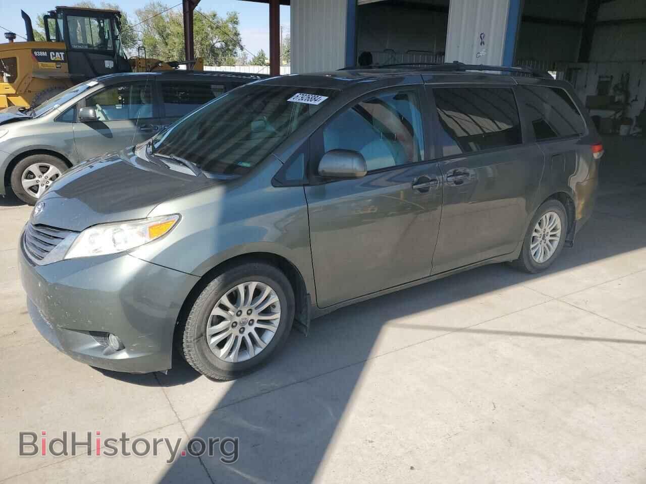 Photo 5TDYK3DC4CS210461 - TOYOTA All Models 2012