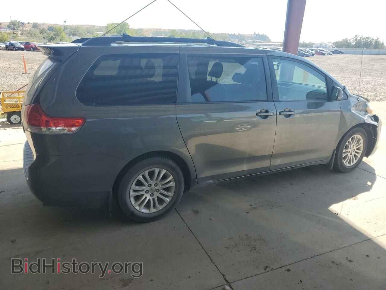 2012 TOYOTA All Models - VIN: 5TDYK3DC4CS210461 - Фото 3