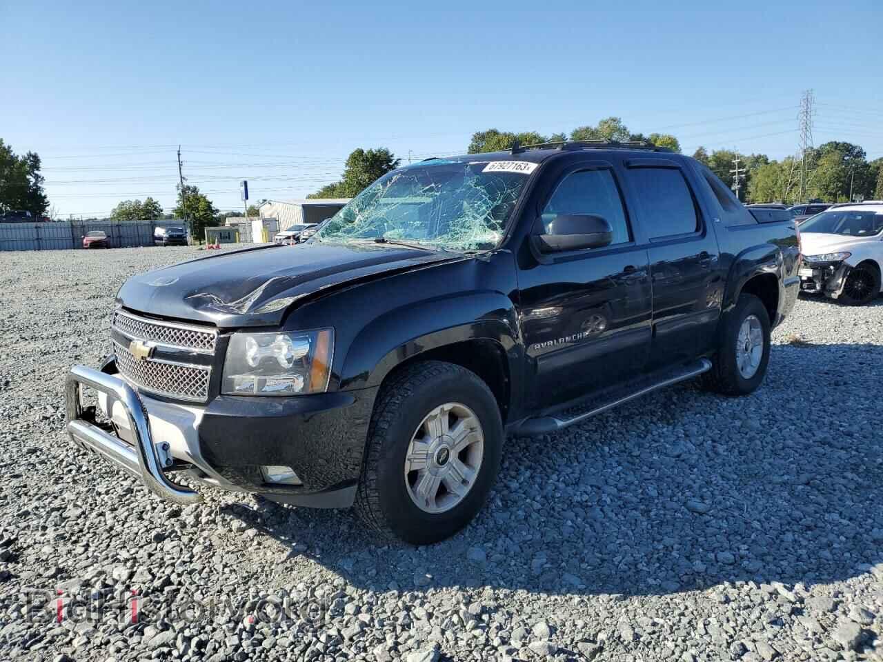 Photo 3GNTKFE34BG209812 - CHEVROLET AVALANCHE 2011