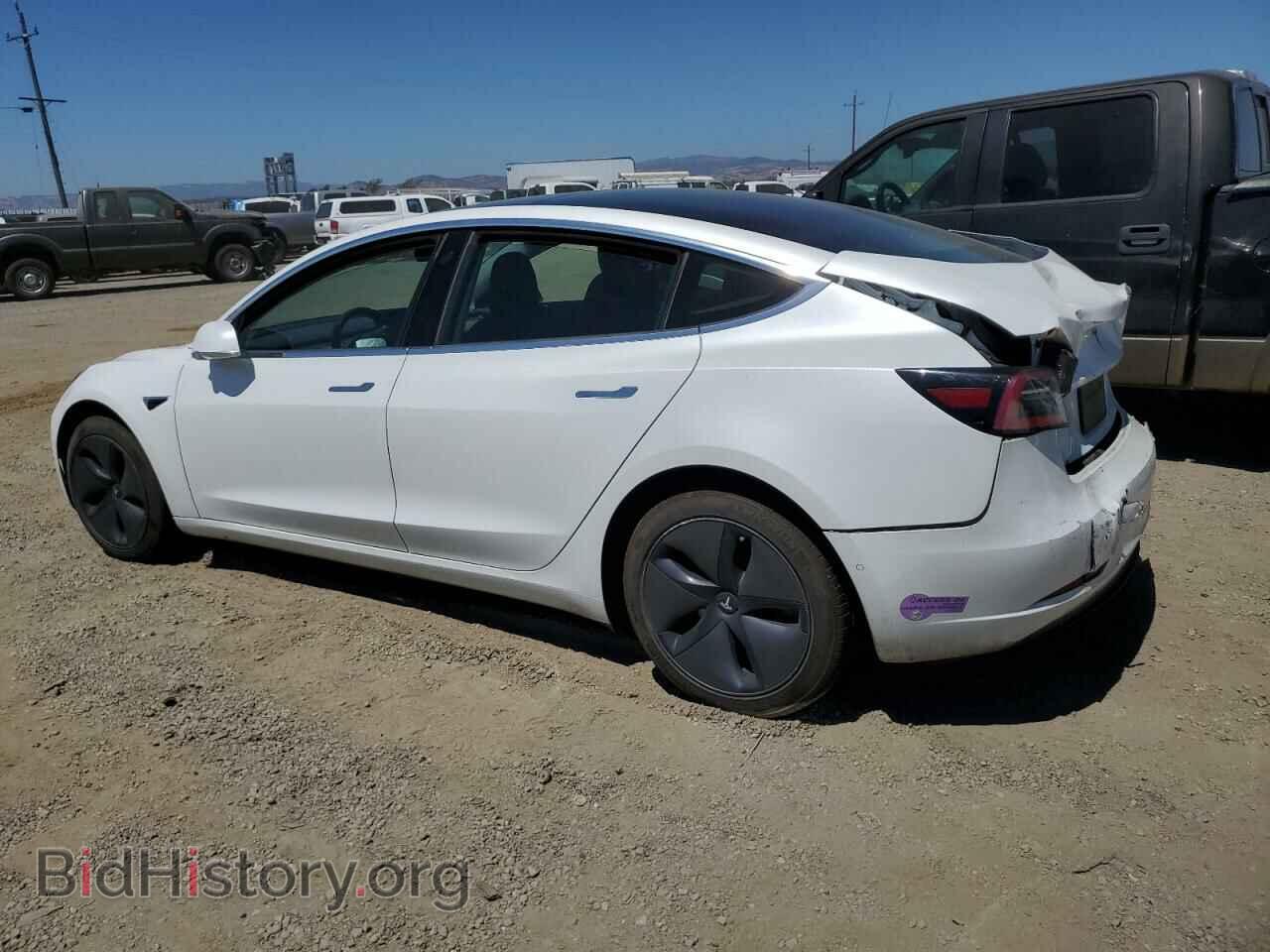 2019 TESLA MODEL 3 - VIN: 5YJ3E1EAXKF190643 - Фото 2