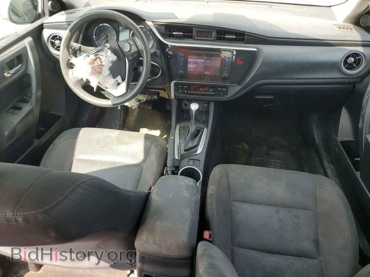 2018 TOYOTA COROLLA - VIN: 2T1BURHE2JC991646 - Фото 8