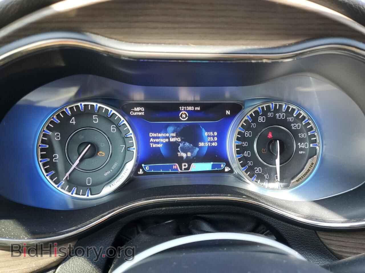 2015 CHRYSLER 200 - VIN: 1C3CCCEG9FN643099 - Фото 9
