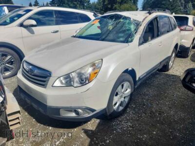2012 Subaru OUTBACK 2.5I Premium, white — VIN 4S4BRBCC1C3239295, Copart