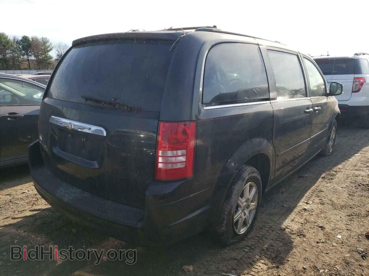 2008 CHRYSLER MINIVAN - VIN: 2A8HR54P08R758024 - Фото 4