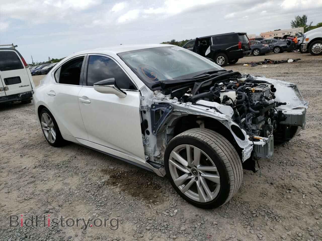 2021 LEXUS IS - VIN: JTHAA1D25M5110195 - Photo 4