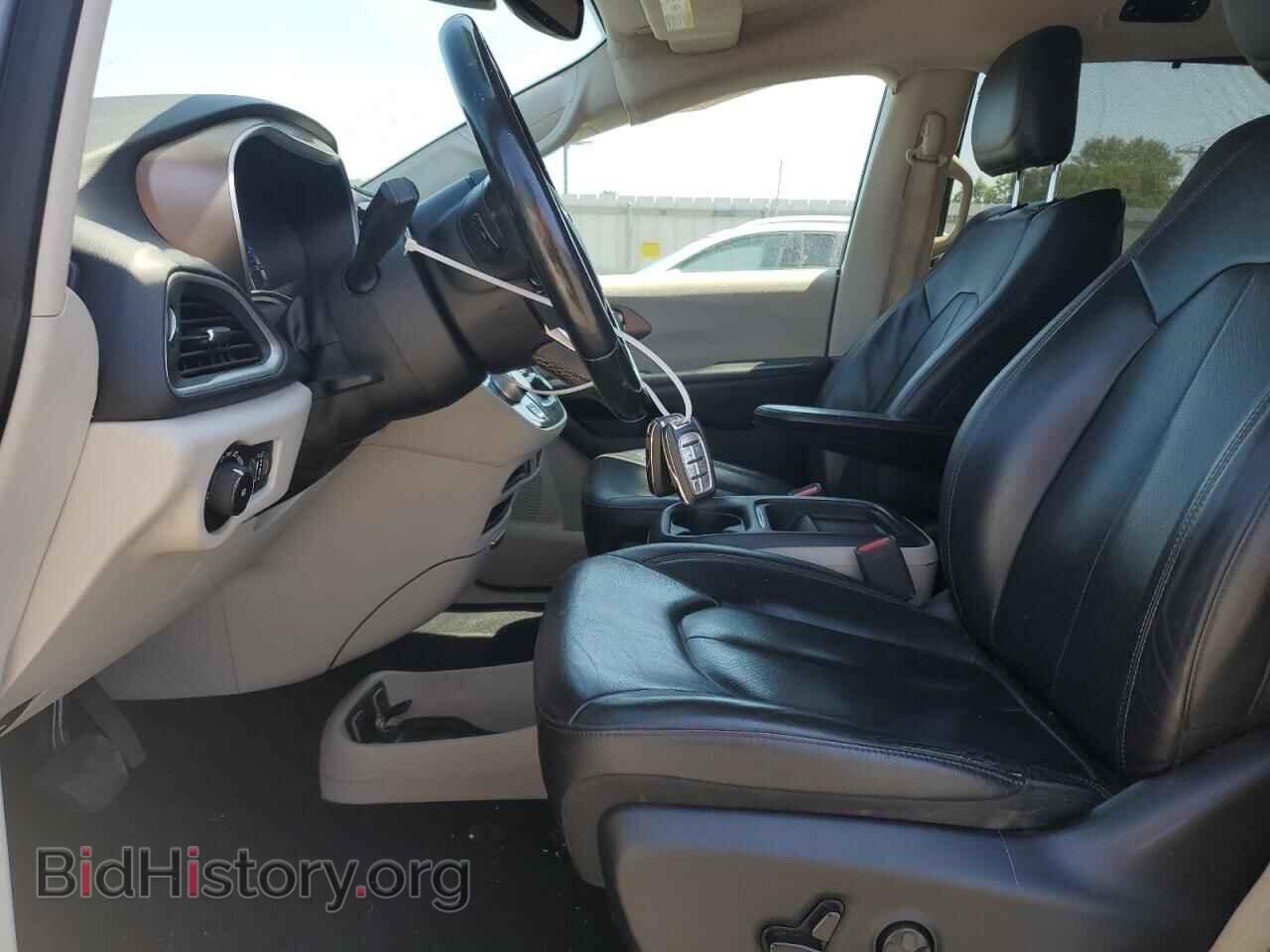 2019 CHRYSLER PACIFICA - VIN: 2C4RC1BG0KR582849 - Фото 7