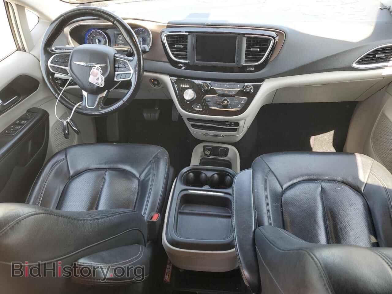 2019 CHRYSLER PACIFICA - VIN: 2C4RC1BG0KR582849 - Фото 8
