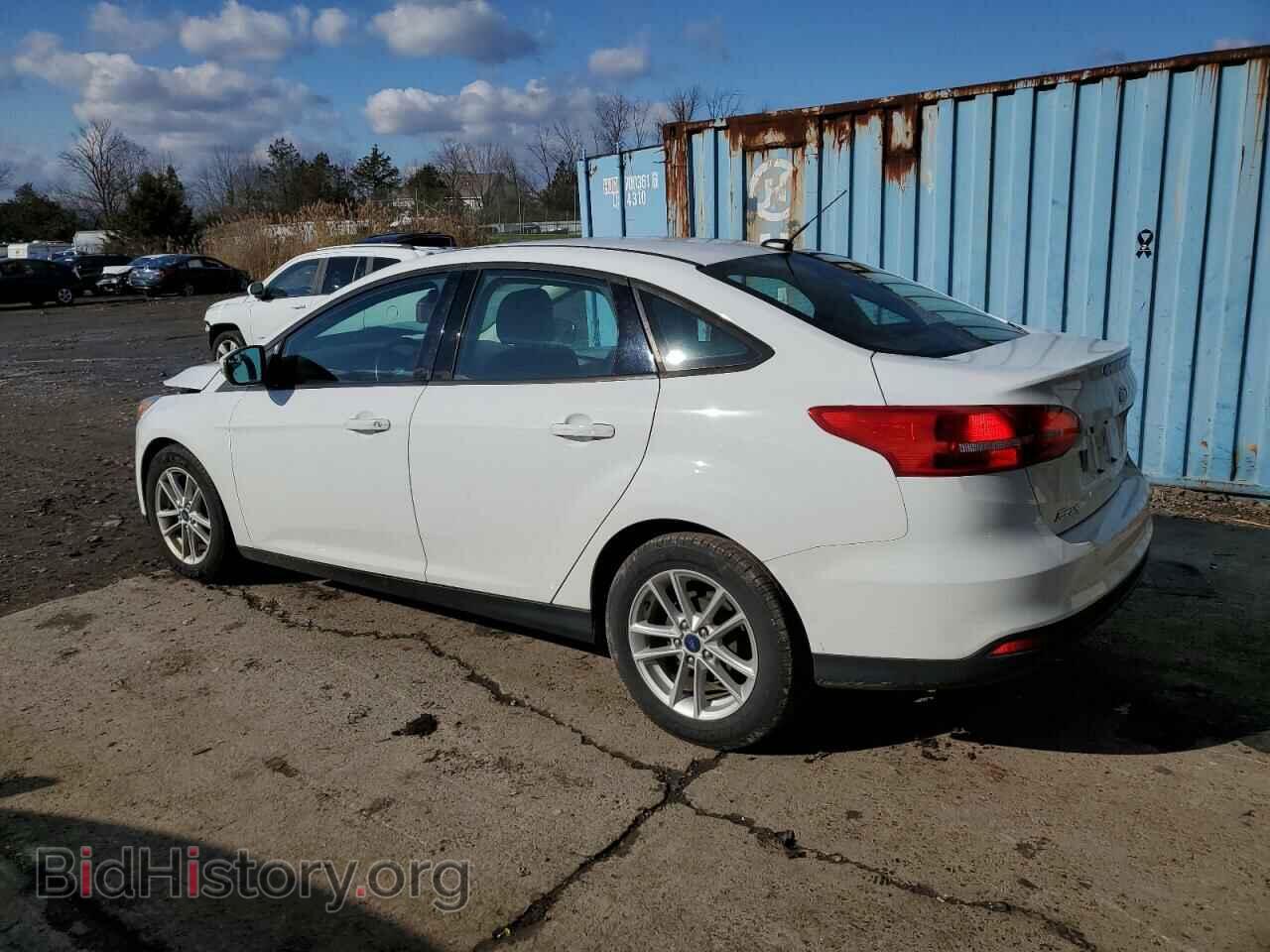 2017 FORD FOCUS - VIN: 1FADP3F2XHL305660 - Фото 2