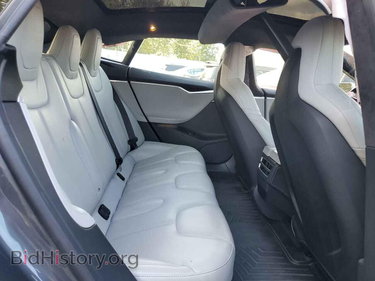 2015 TESLA MODEL S - VIN: 5YJSA1E26FF117372 - Photo 10