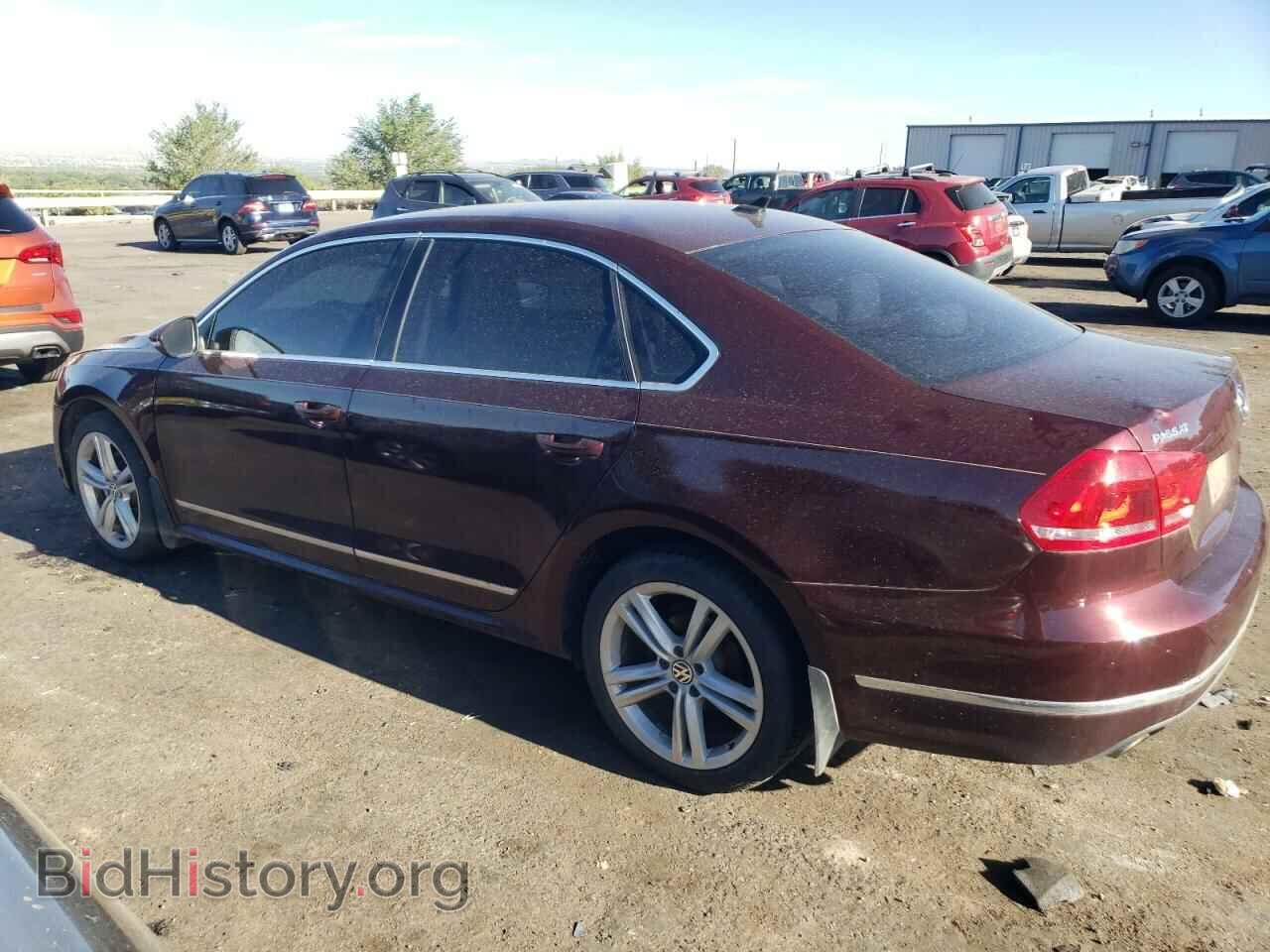 2012 VOLKSWAGEN PASSAT - VIN: 1VWCM7A36CC022703 - Фото 2