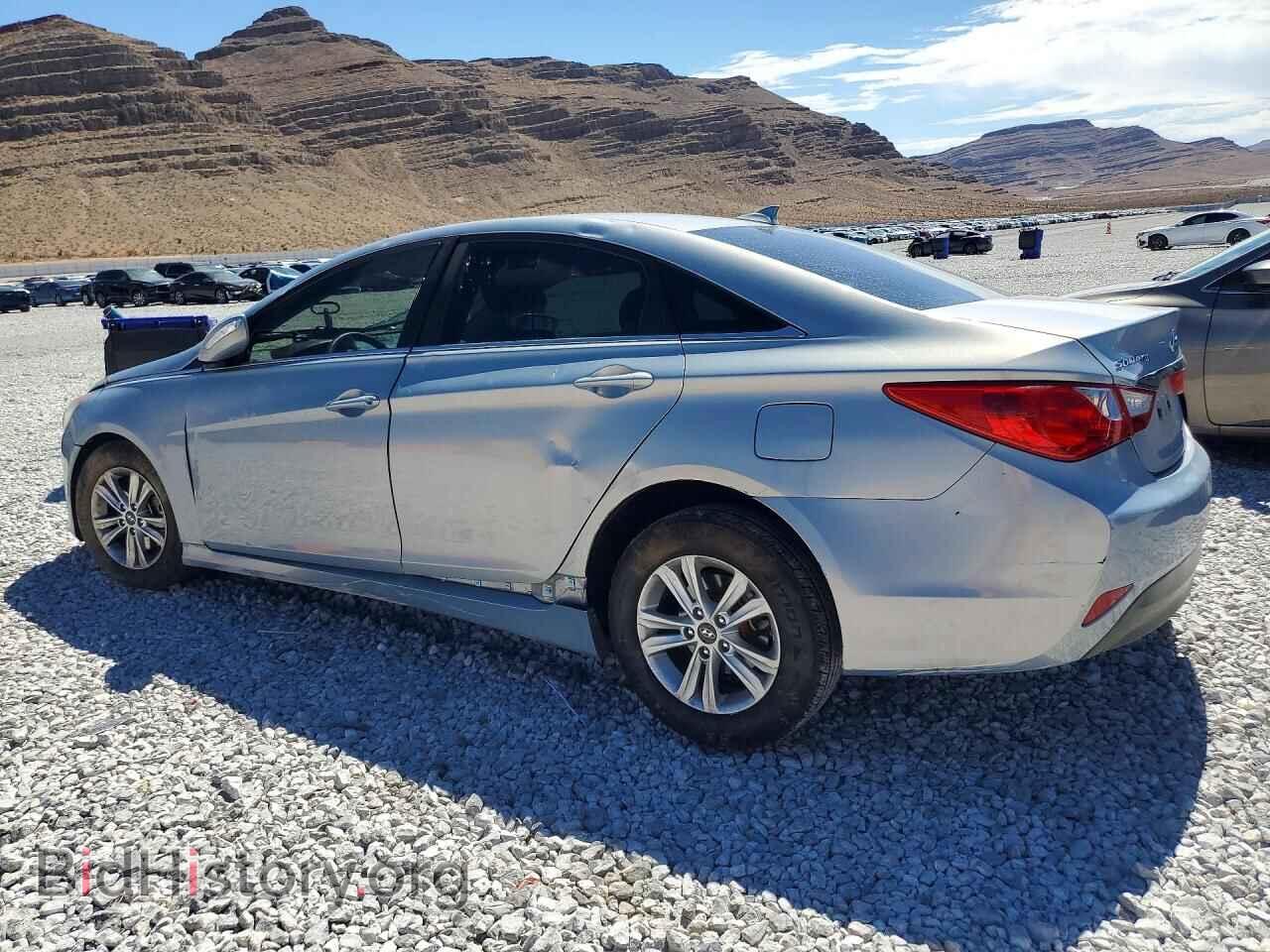 2014 HYUNDAI SONATA - VIN: 5NPEB4AC0EH882071 - Фото 2