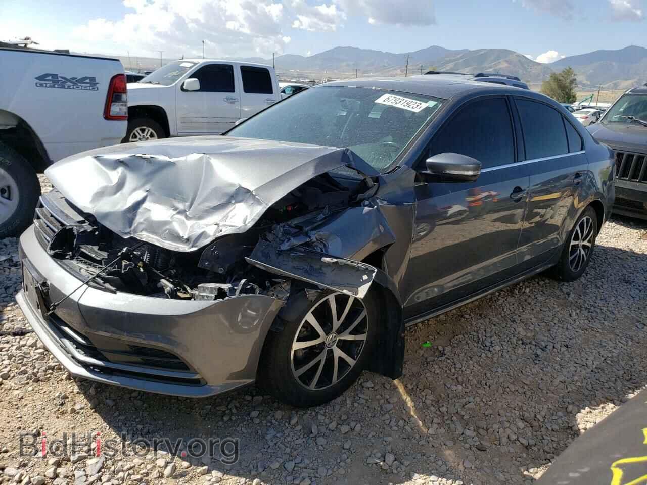 Фотография 3VWDB7AJ2HM405570 - VOLKSWAGEN JETTA 2017