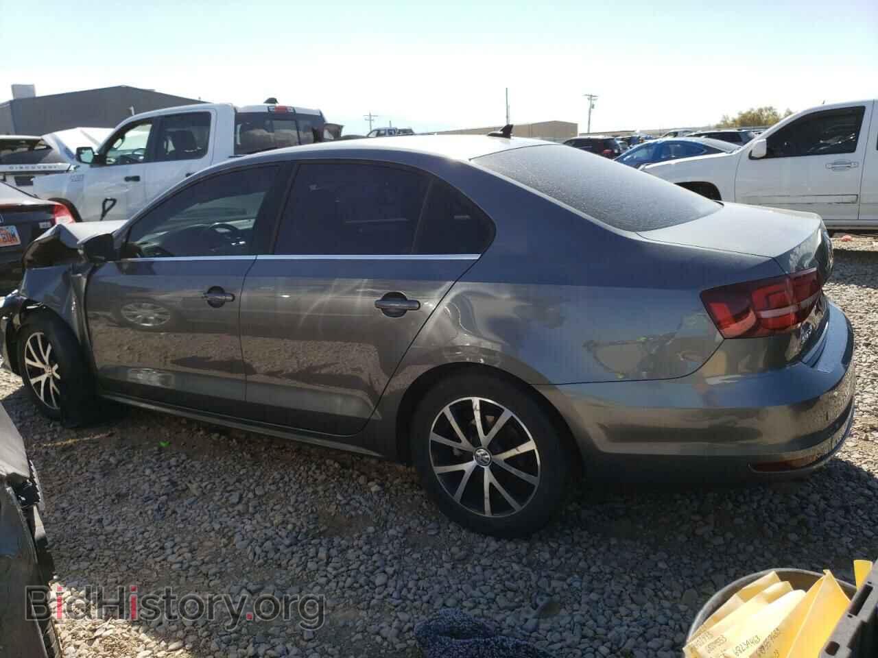 2017 VOLKSWAGEN JETTA - VIN: 3VWDB7AJ2HM405570 - Фото 2