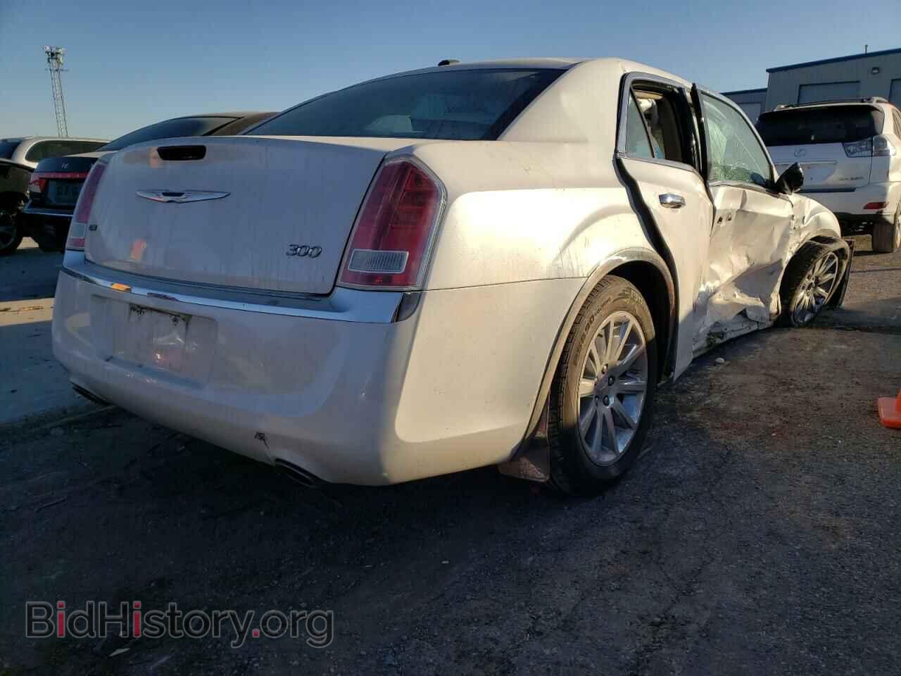 2012 CHRYSLER 300 - VIN: 2C3CCACG3CH166441 - Фото 4
