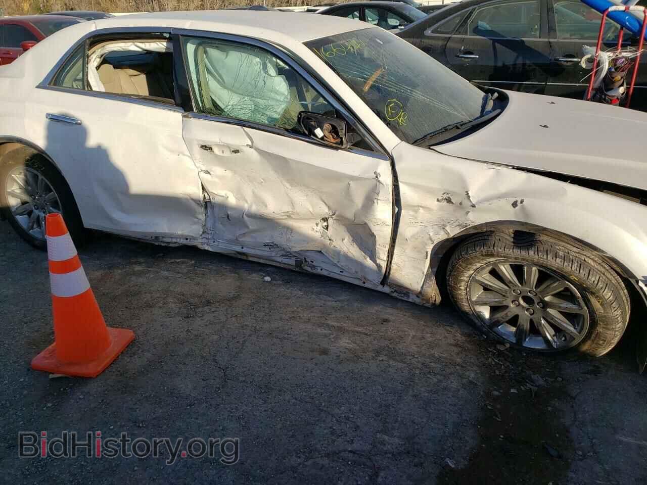 2012 CHRYSLER 300 - VIN: 2C3CCACG3CH166441 - Фото 9