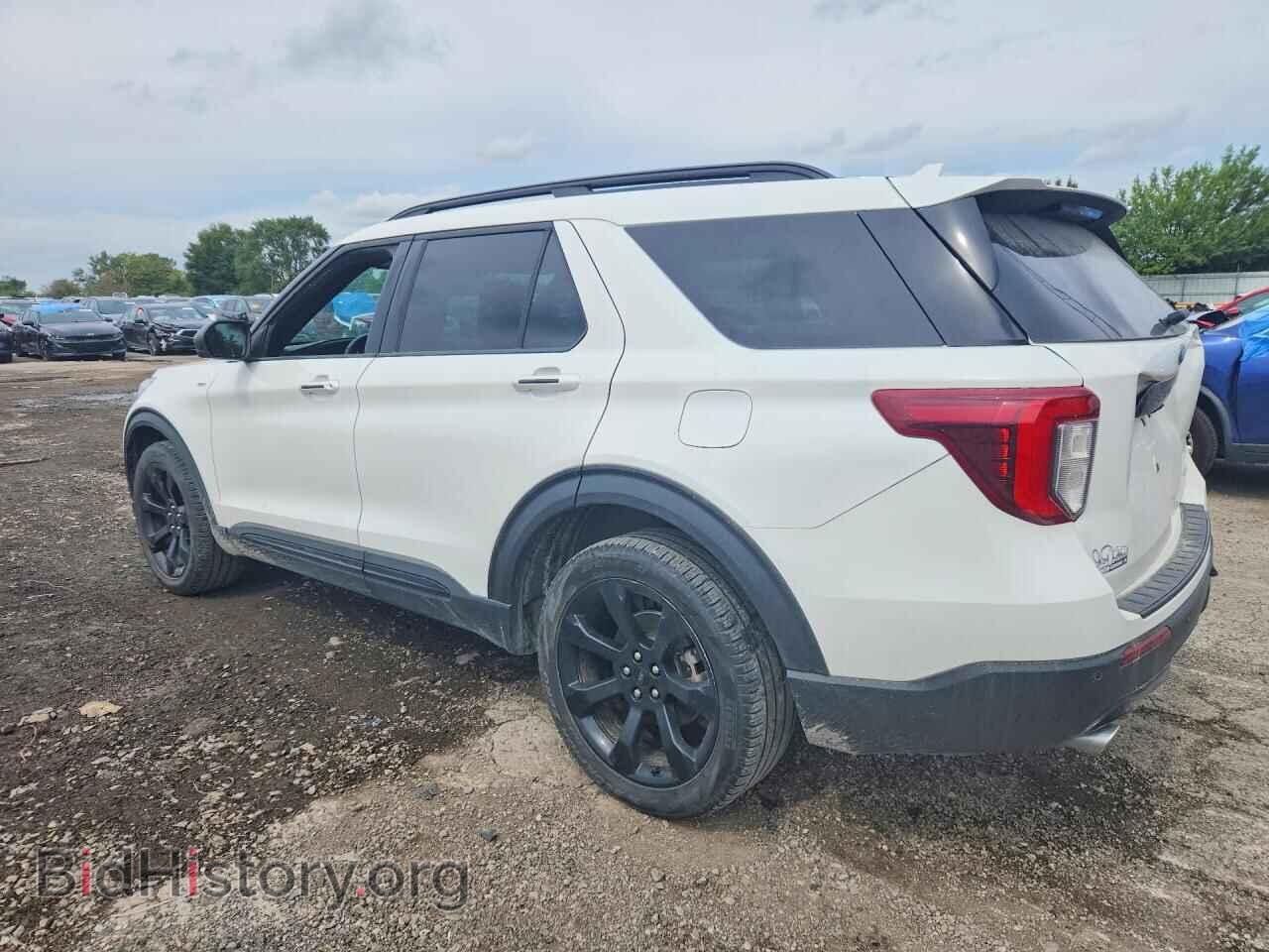 2024 FORD EXPLORER - VIN: 1FMSK8KH2RGA78039 - Photo 2